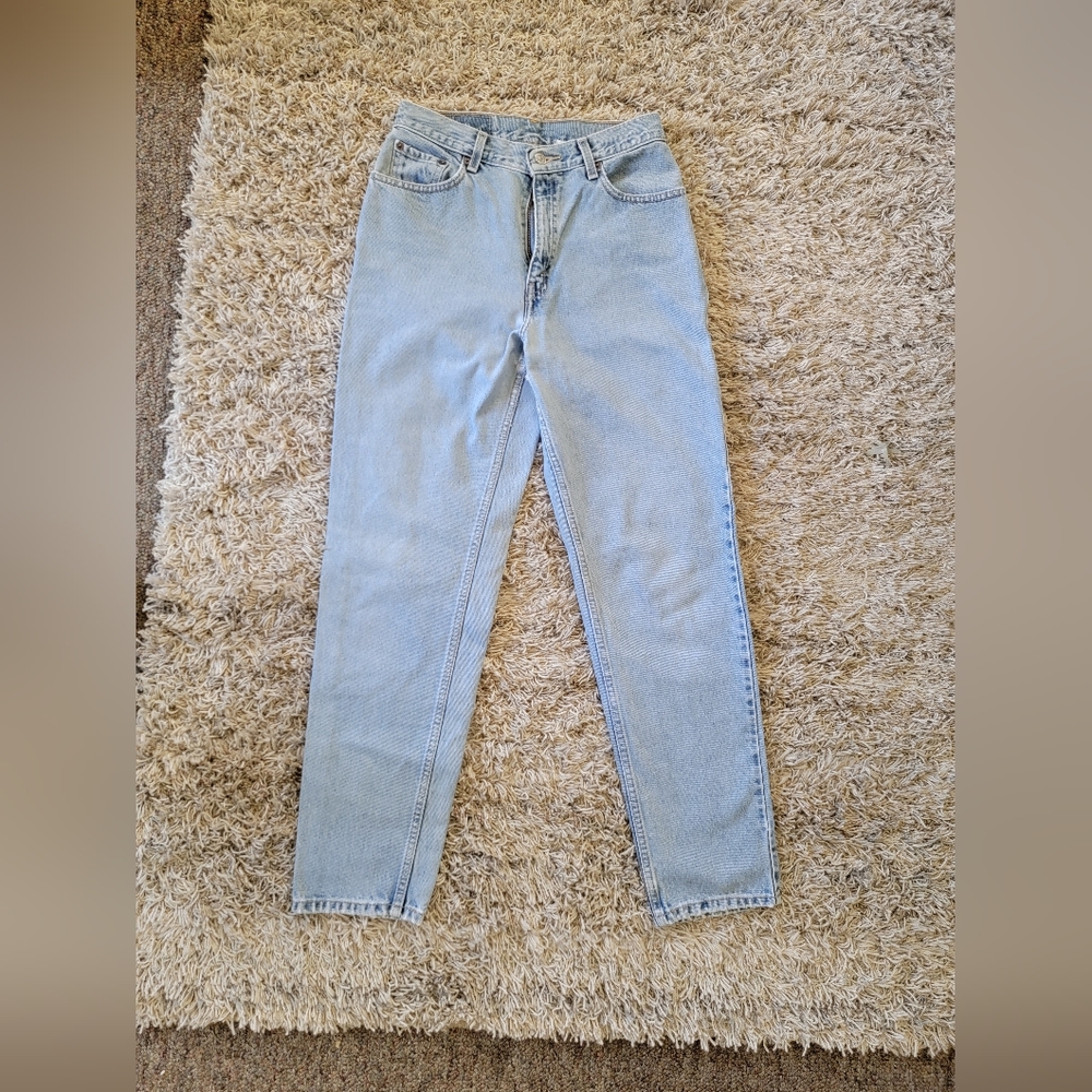 Levis